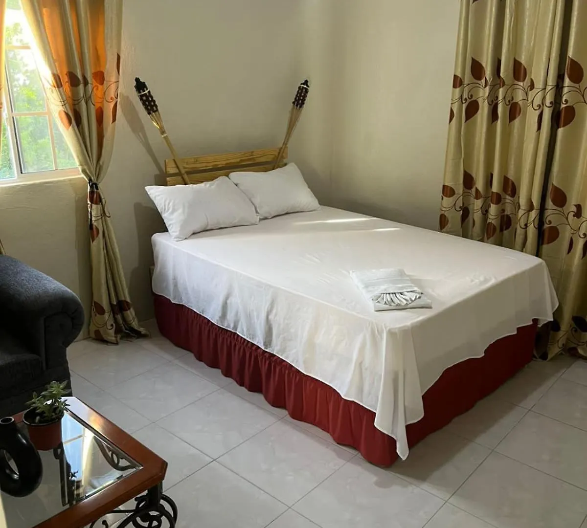 Essence Bed & Breakfast Bull Bay 0*,