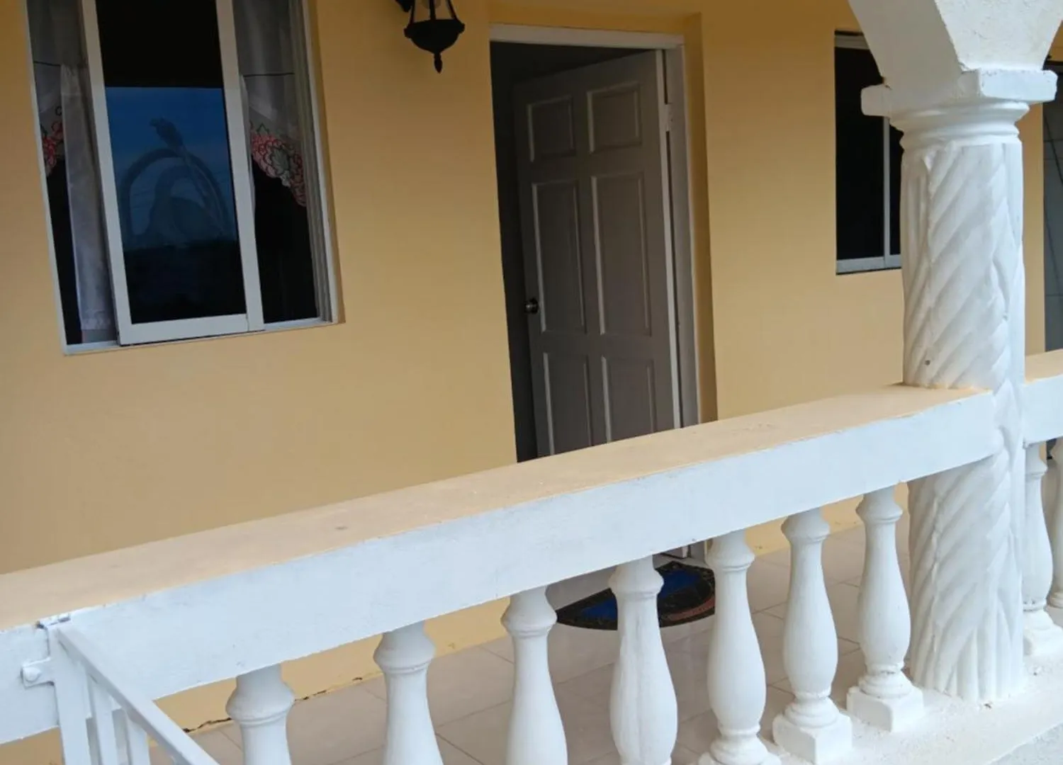 Bed and Breakfast Essence Bull Bay